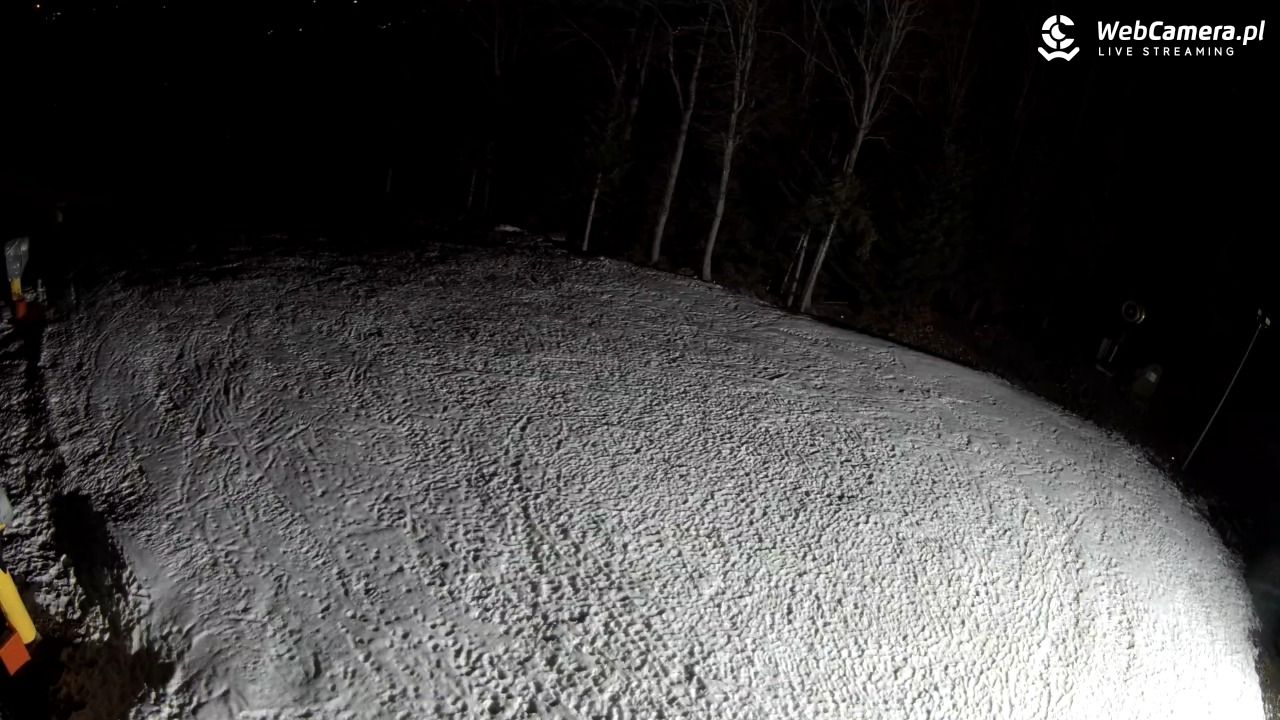 KASINA - SKI górna stacja wyciągu - 15 grudzień 2025, 22:31