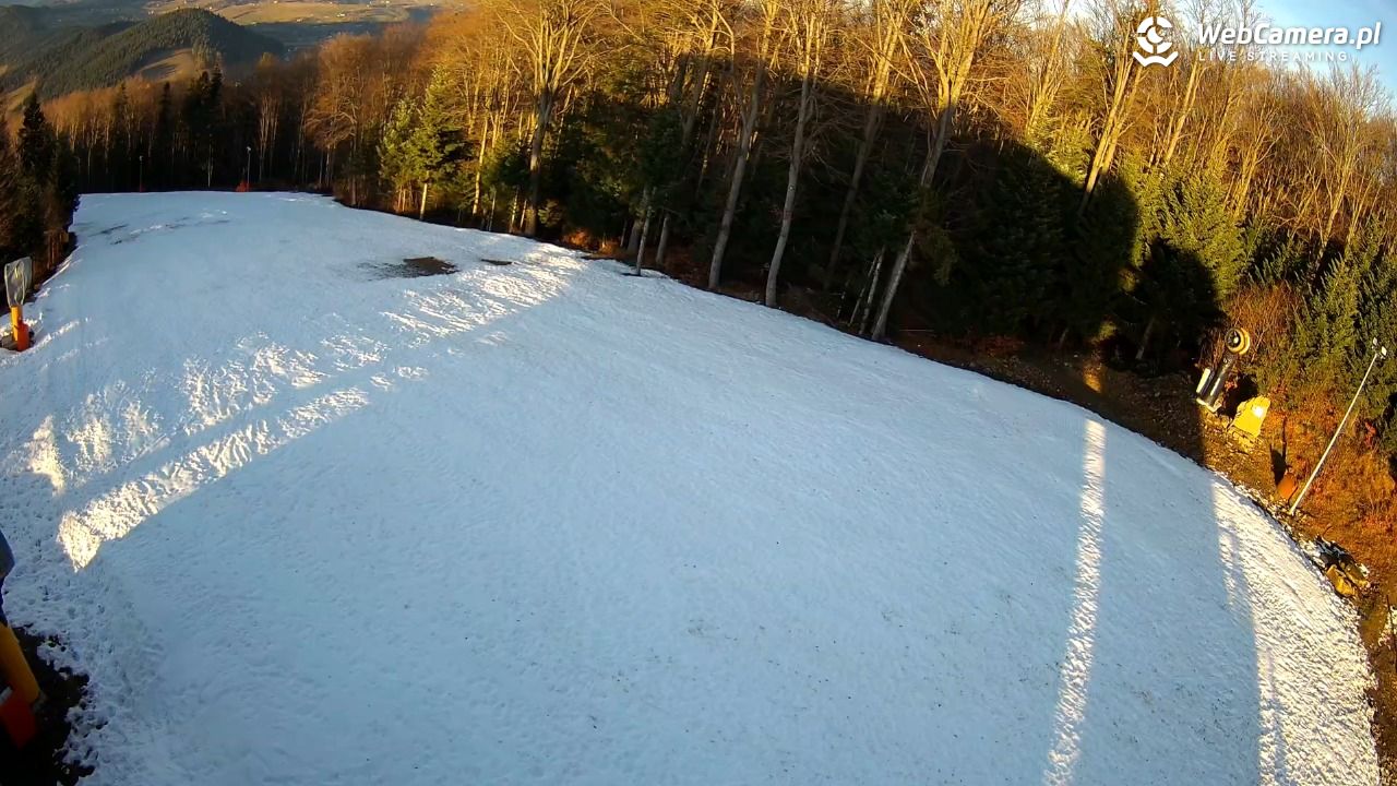 KASINA - SKI górna stacja wyciągu - 15 grudzień 2025, 14:31