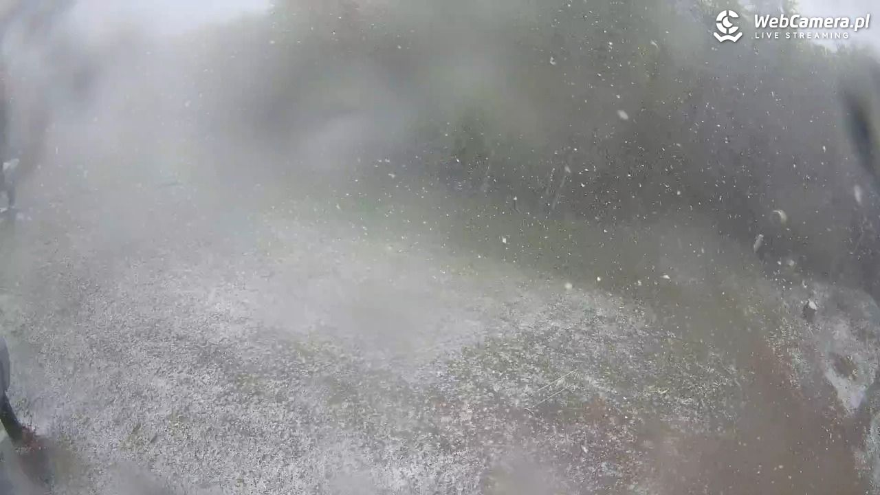 KASINA - SKI górna stacja wyciągu - 15 maj 2025, 09:34