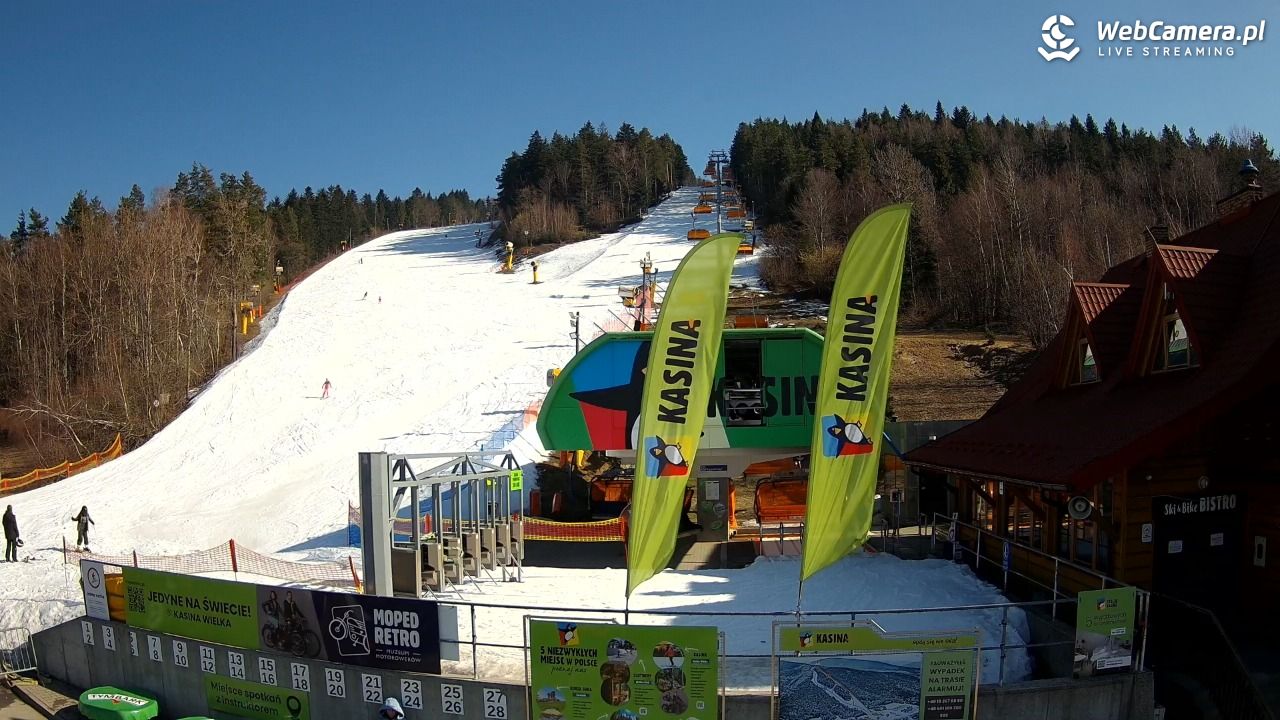 KASINA - ski dolna stacja wyciągu - 07 marzec 2026, 13:20