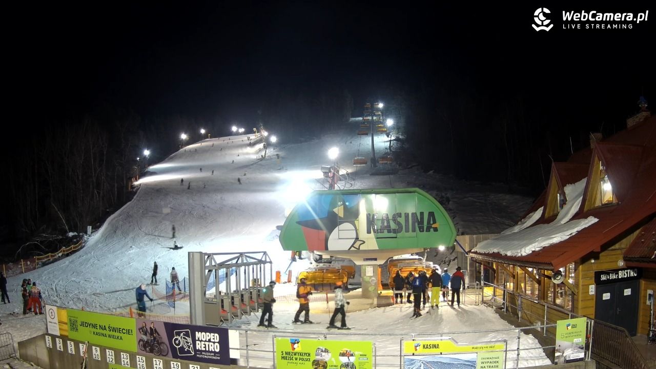 KASINA - ski dolna stacja wyciągu - 06 grudzień 2025, 17:37
