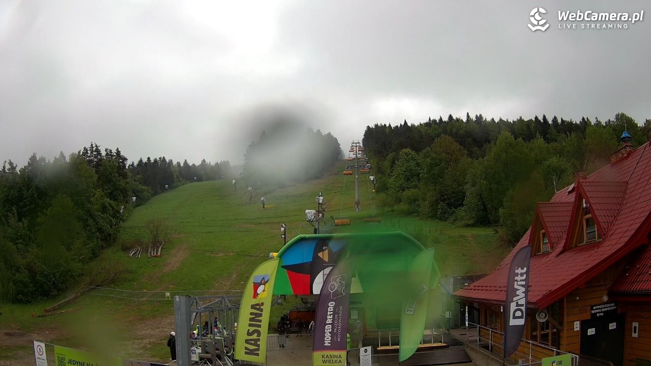 KASINA - ski dolna stacja wyciągu - 15 maj 2025, 12:26