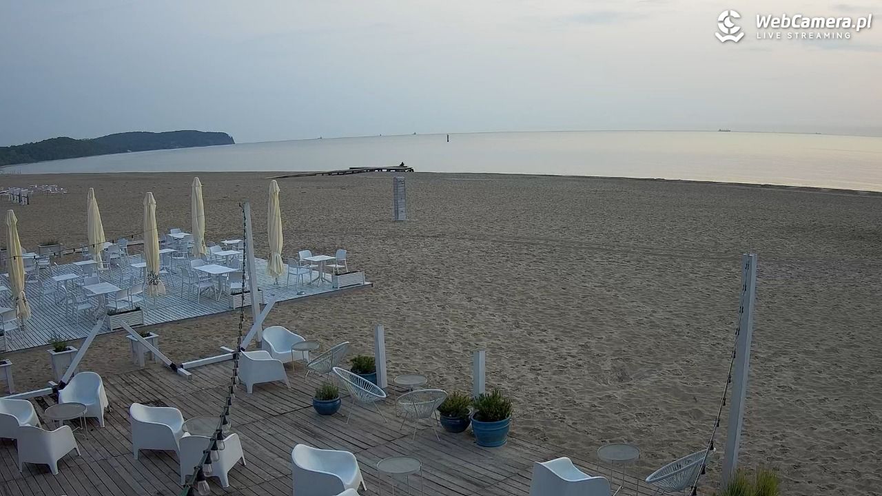 Sopot - widok na plażę NOWOŚĆ - 04 czerwiec 2025, 04:58