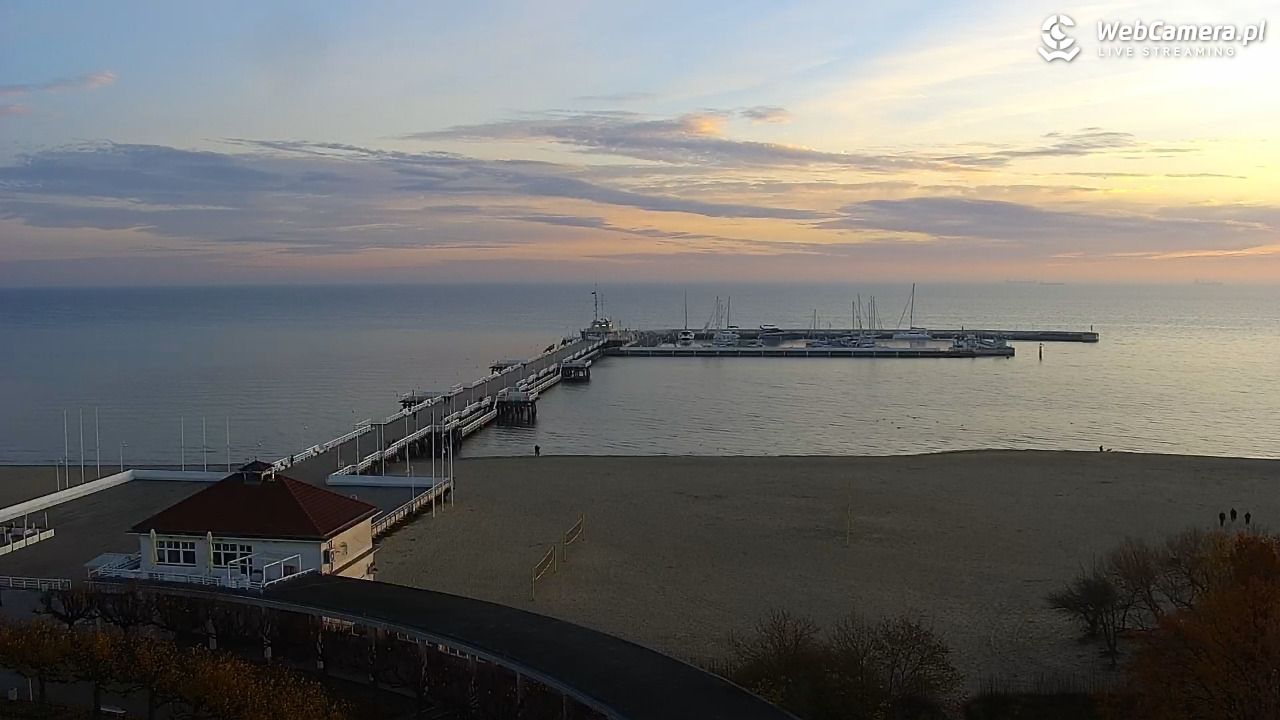 SOPOT - widok na Monciak - 06 listopad 2025, 07:05