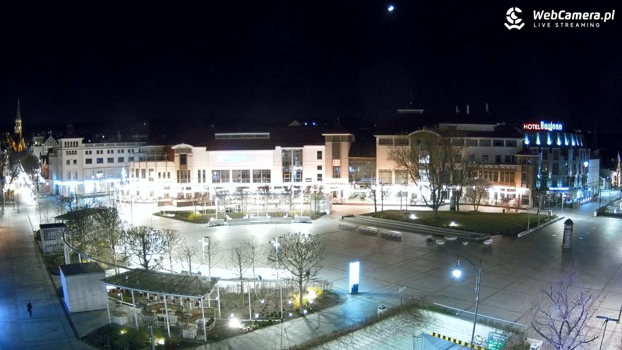 Sopot - Plac Przyjaciół Sopotu NOWOŚĆ - 20 kwiecień 2026, 22:25