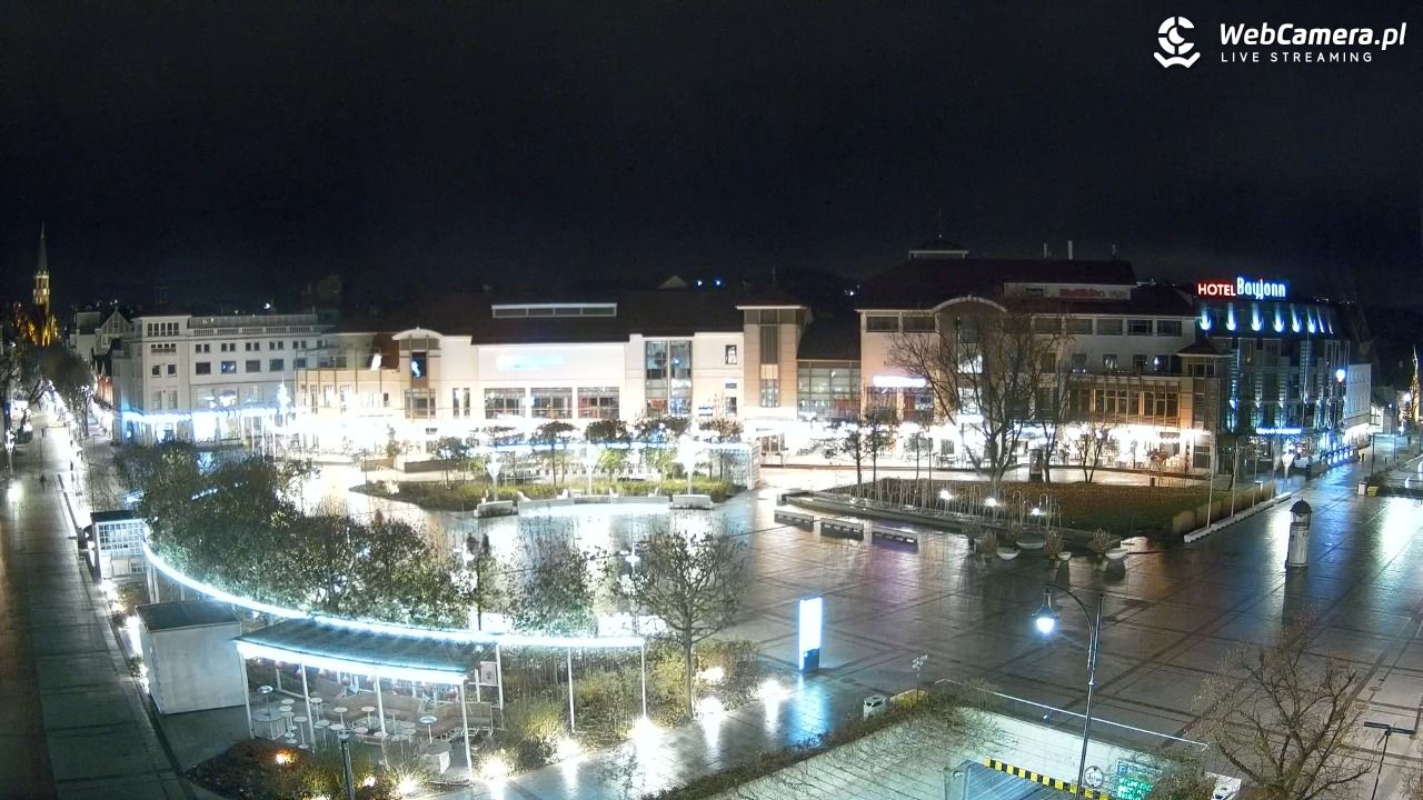 Sopot - Plac Przyjaciół Sopotu NOWOŚĆ - 25 listopad 2025, 20:41