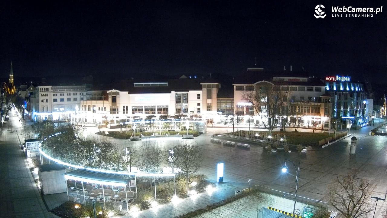 Sopot - Plac Przyjaciół Sopotu NOWOŚĆ - 27 listopad 2025, 23:58