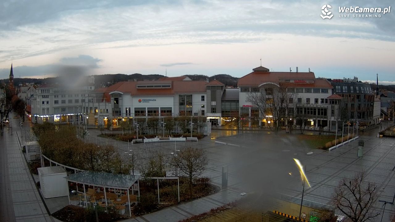 Sopot - Plac Przyjaciół Sopotu NOWOŚĆ - 27 listopad 2025, 07:26