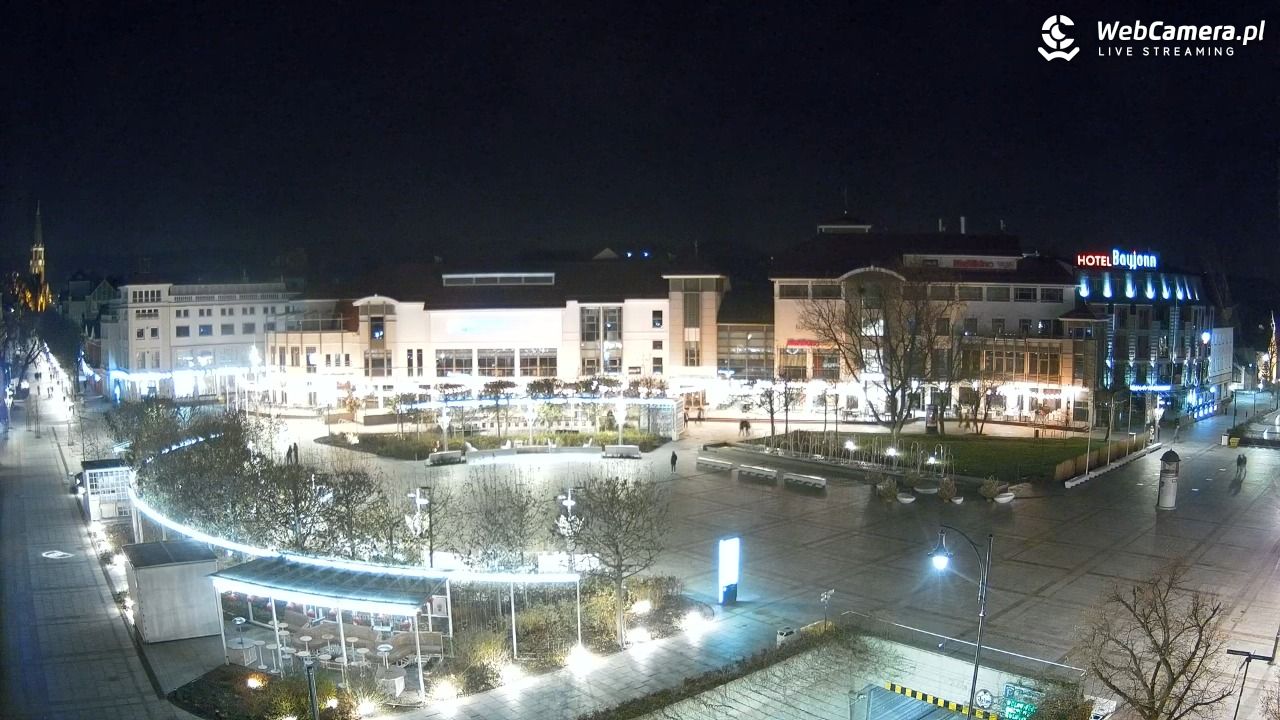 Sopot - Plac Przyjaciół Sopotu NOWOŚĆ - 29 listopad 2025, 01:57