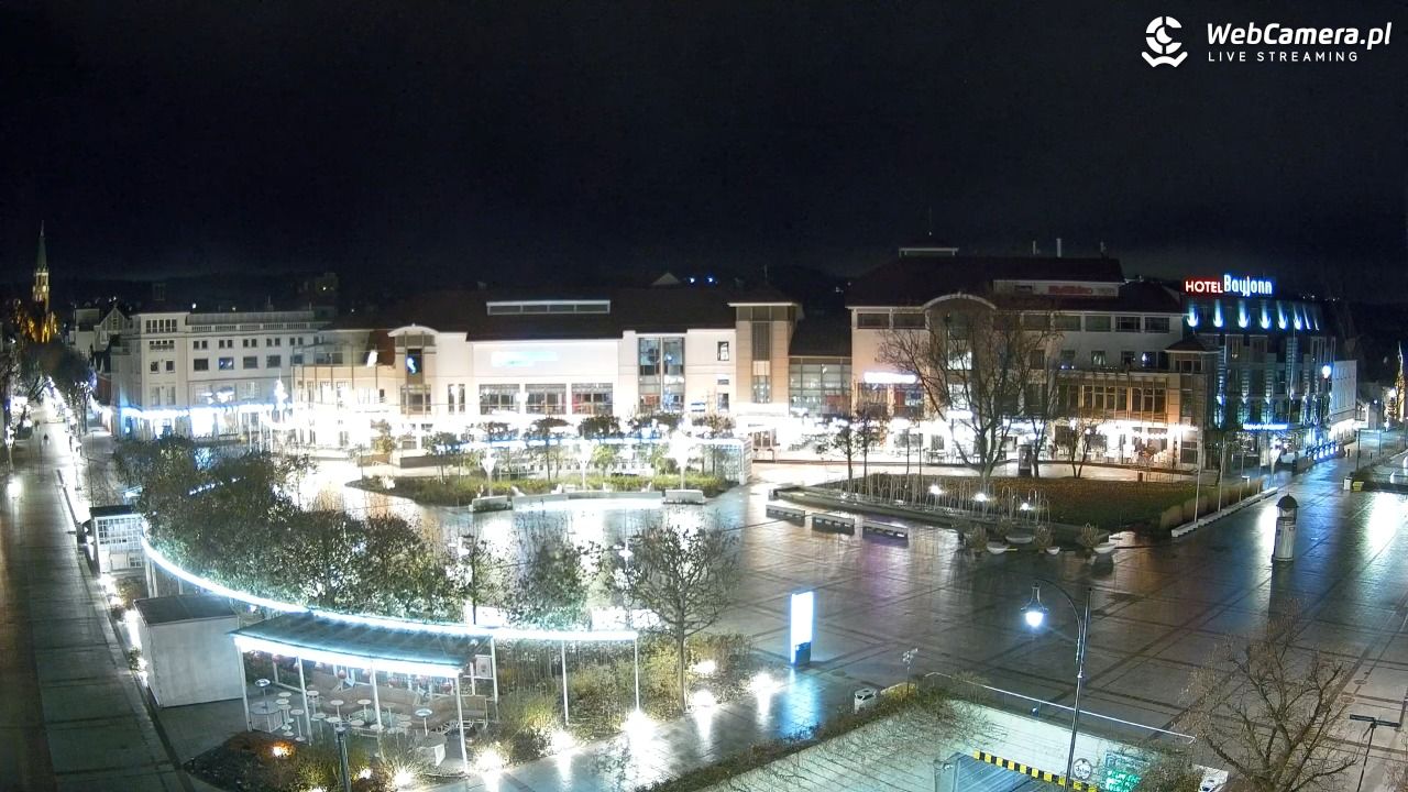 Sopot - Plac Przyjaciół Sopotu NOWOŚĆ - 25 listopad 2025, 21:24