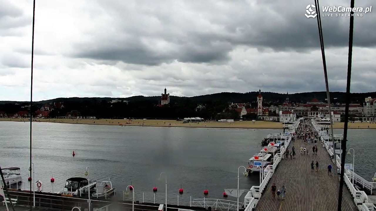 SOPOT - widok z molo - 07 sierpień 2026, 10:31