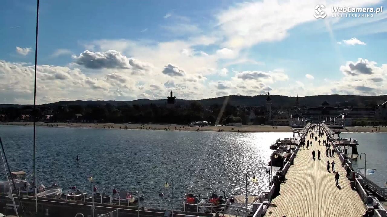 SOPOT - widok z molo - 18 wresień 2026, 16:01