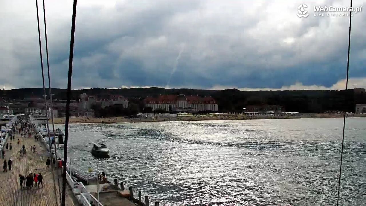 SOPOT - widok z molo - 06 sierpień 2026, 17:55