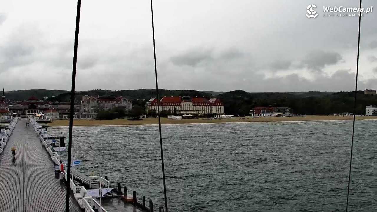 SOPOT - widok z molo - 06 maj 2026, 09:35