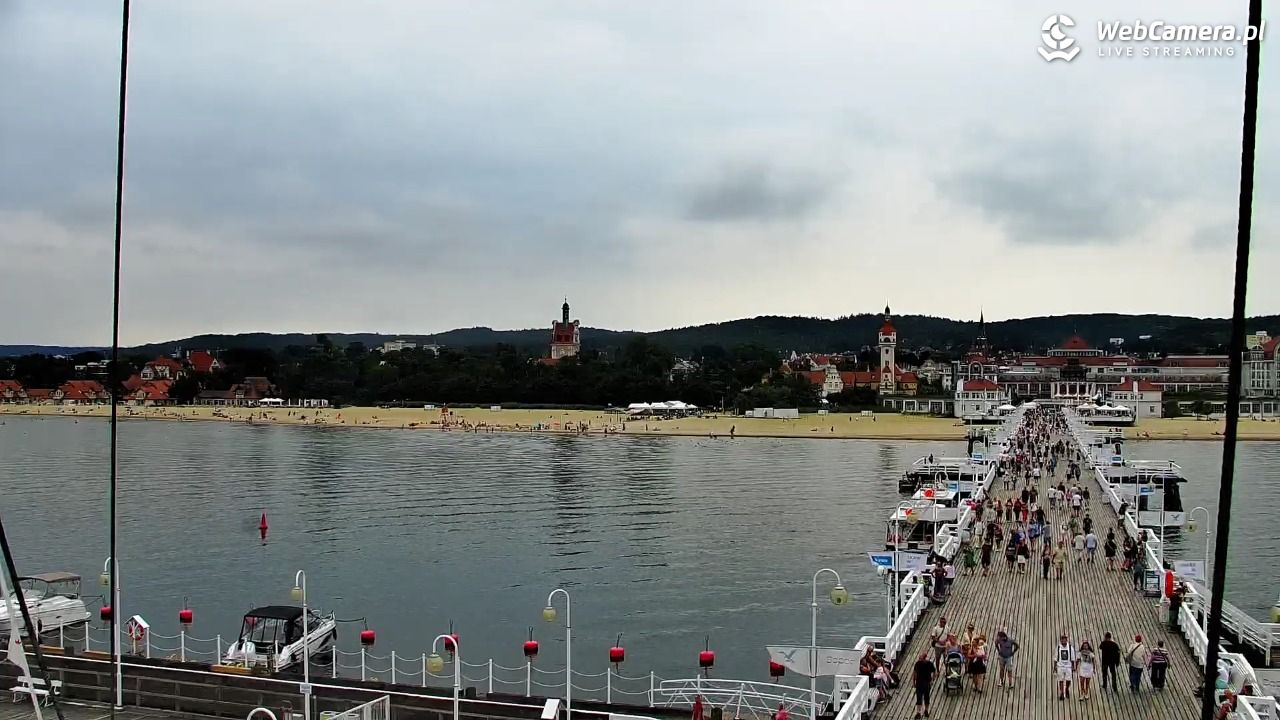 SOPOT - widok z molo - 06 sierpień 2026, 11:17