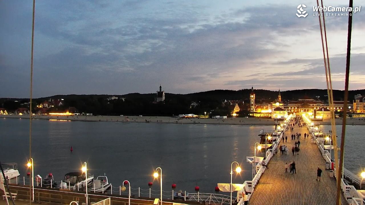 SOPOT - widok z molo - 06 sierpień 2026, 21:16