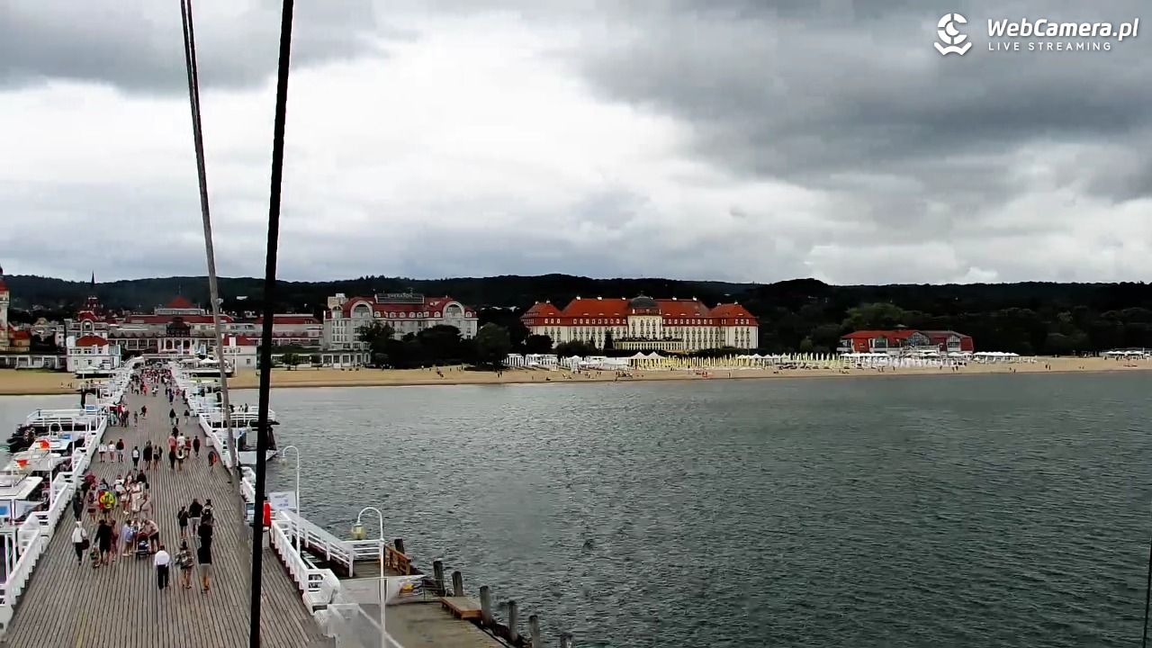 SOPOT - widok z molo - 07 sierpień 2026, 10:33