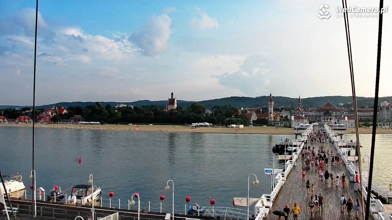 SOPOT - widok z molo - 05 sierpień 2026, 19:27