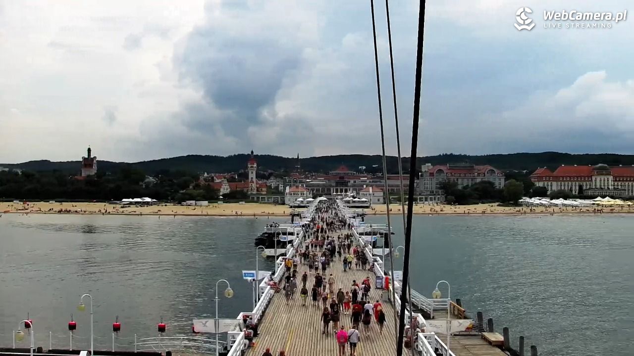 SOPOT - widok z molo - 06 sierpień 2026, 15:25