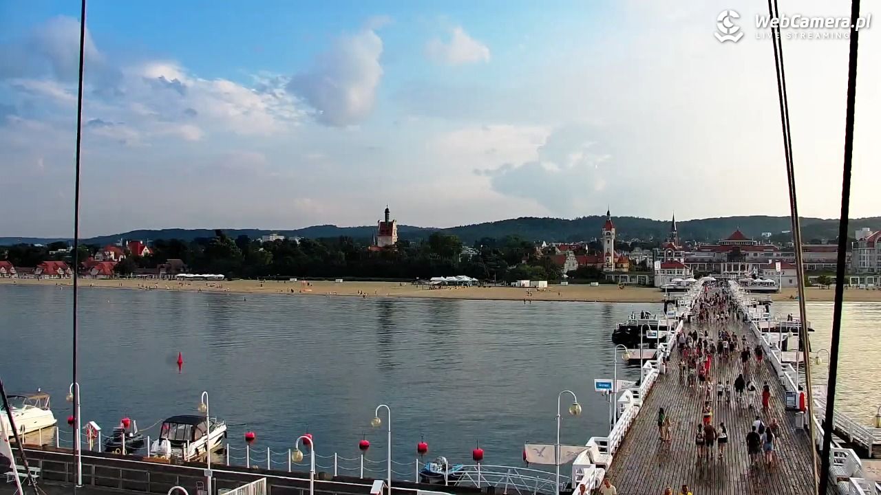 SOPOT - widok z molo - 05 sierpień 2026, 19:27