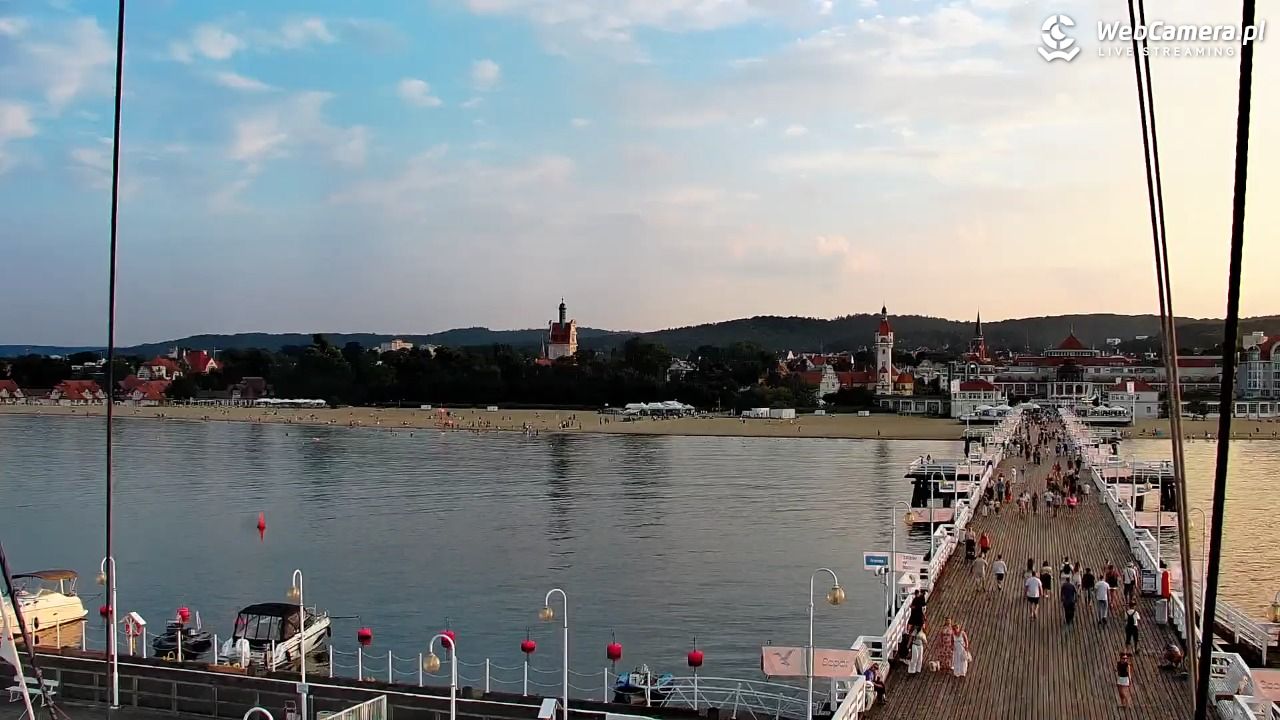 SOPOT - widok z molo - 05 sierpień 2026, 19:56