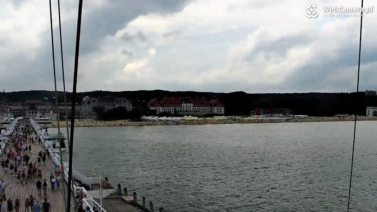 SOPOT - widok z molo - 06 sierpień 2026, 15:19