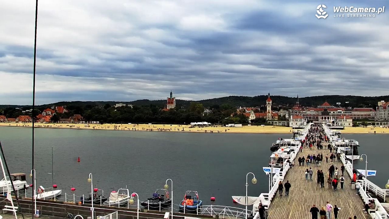 SOPOT - widok z molo - 19 wresień 2026, 16:50