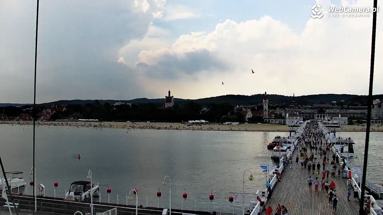 SOPOT - widok z molo - 06 sierpień 2026, 13:25