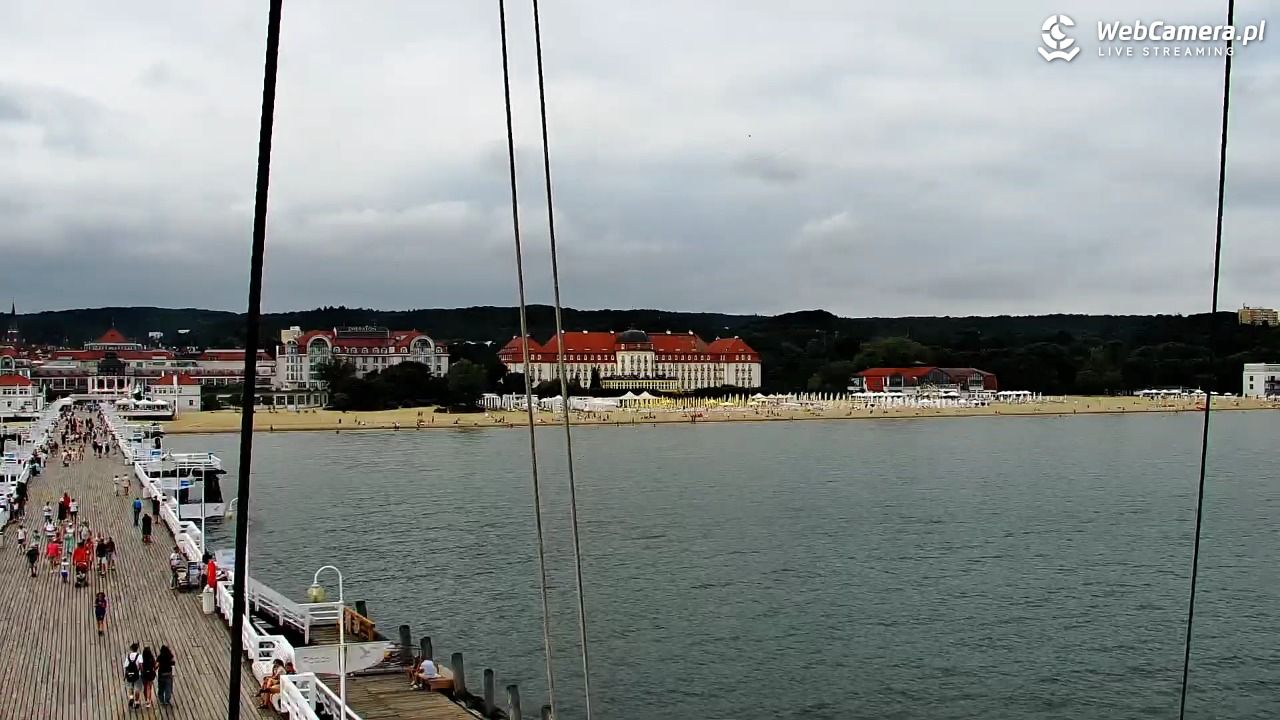 SOPOT - widok z molo - 06 sierpień 2026, 10:36