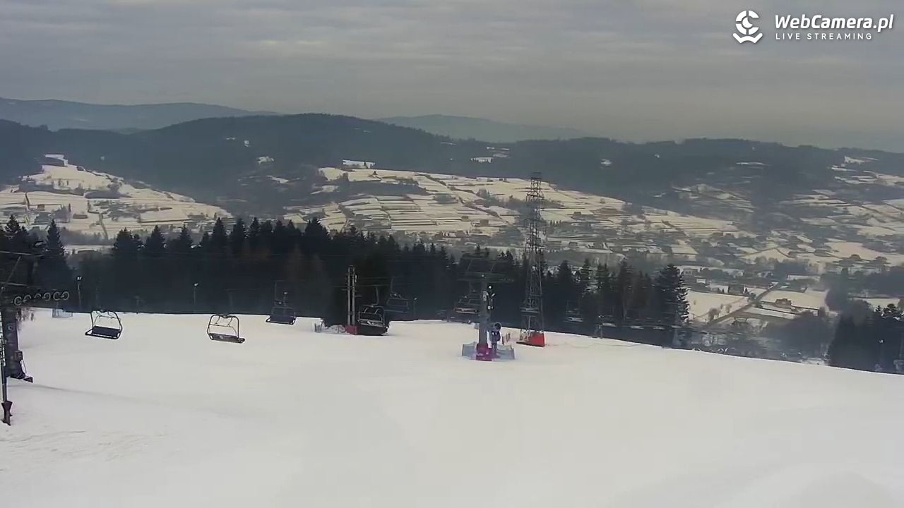 Kompleks BESKID Spytkowice - widok z górnej stacji - 23 styczeń 2026, 08:14