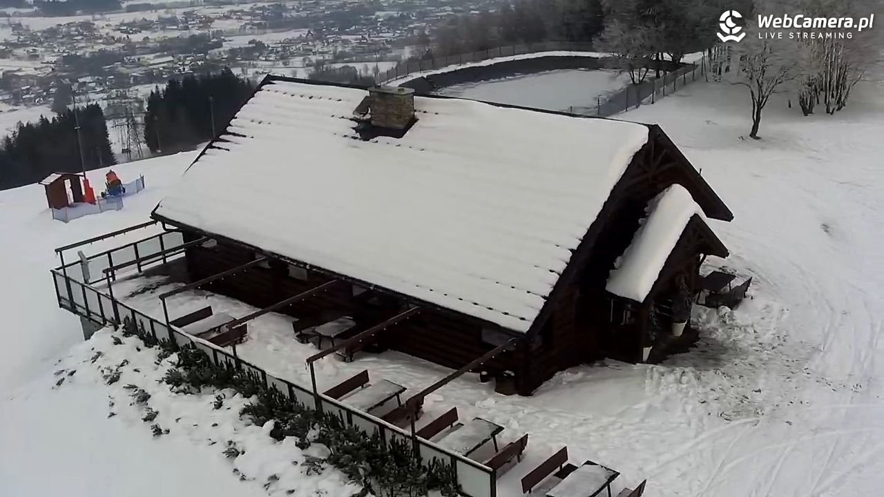 Kompleks BESKID Spytkowice - widok z górnej stacji - 03 grudzień 2025, 12:13