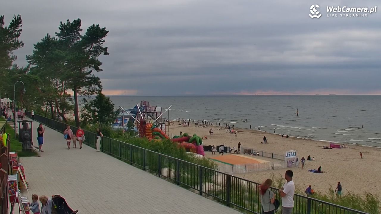STEGNA  - widok na plażę - 26 lipiec 2025, 18:54