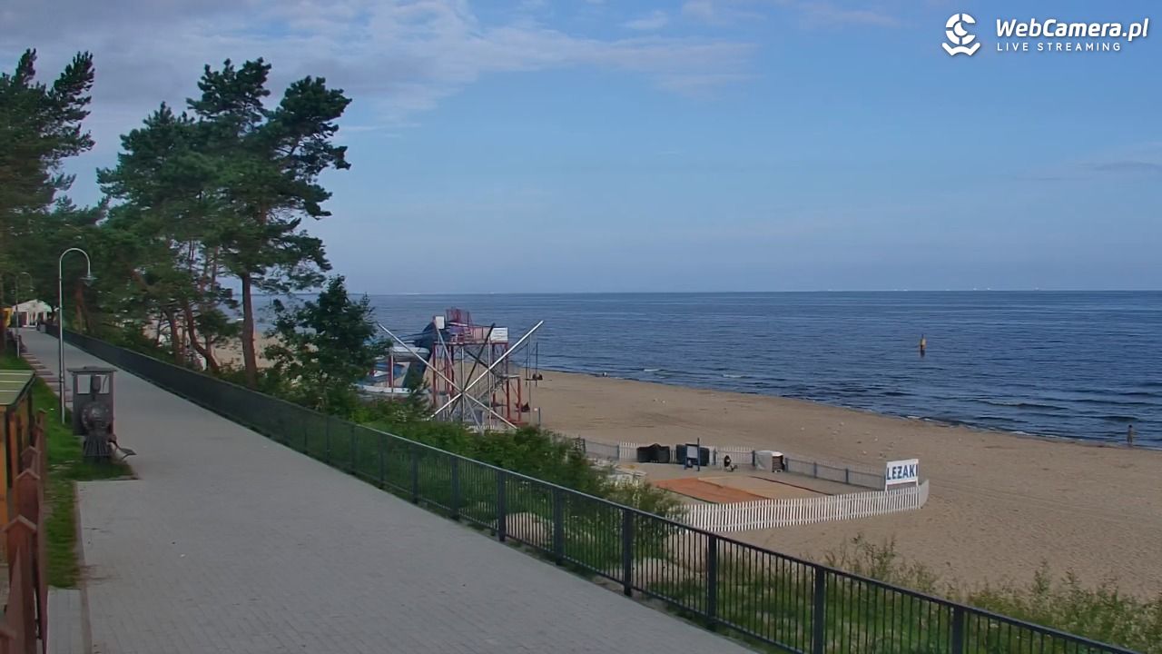 STEGNA  - widok na plażę - 27 lipiec 2025, 07:23