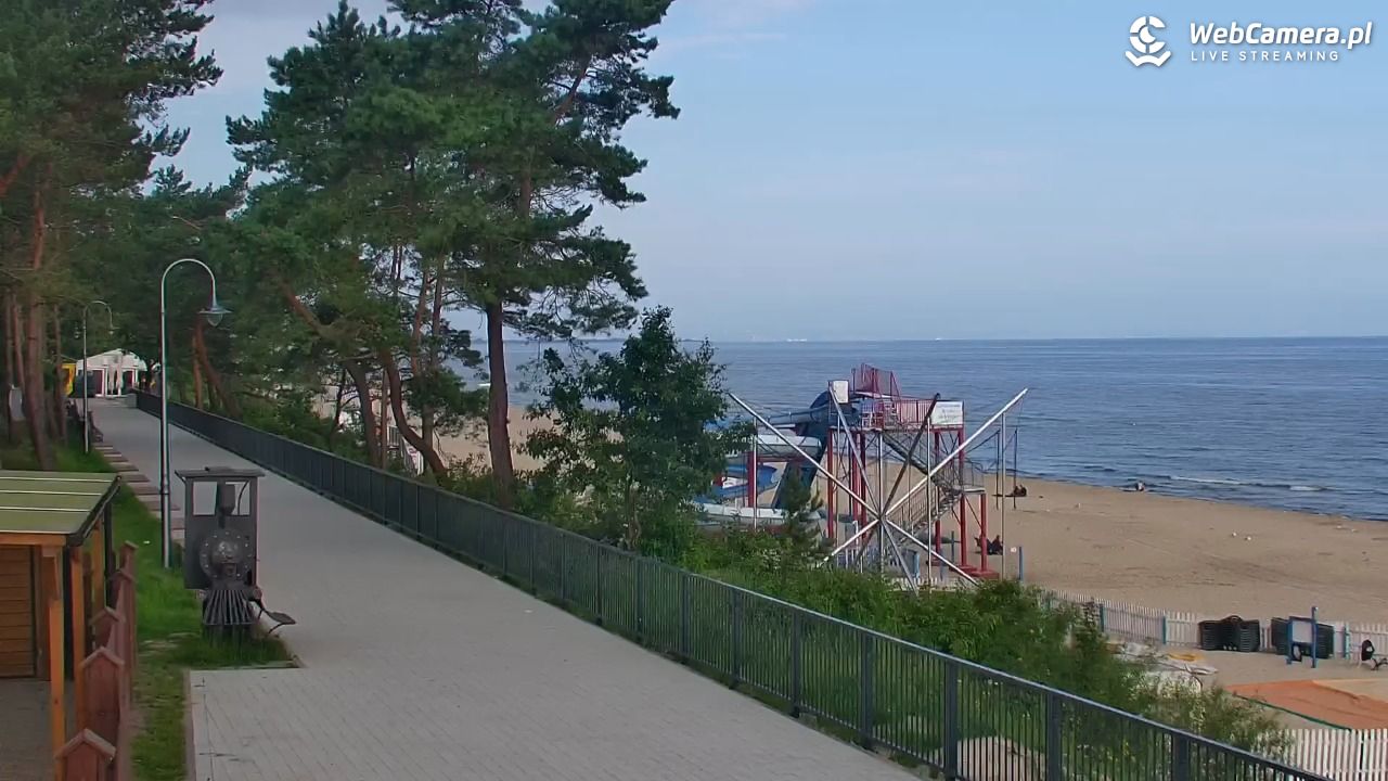 STEGNA  - widok na plażę - 27 lipiec 2025, 07:21