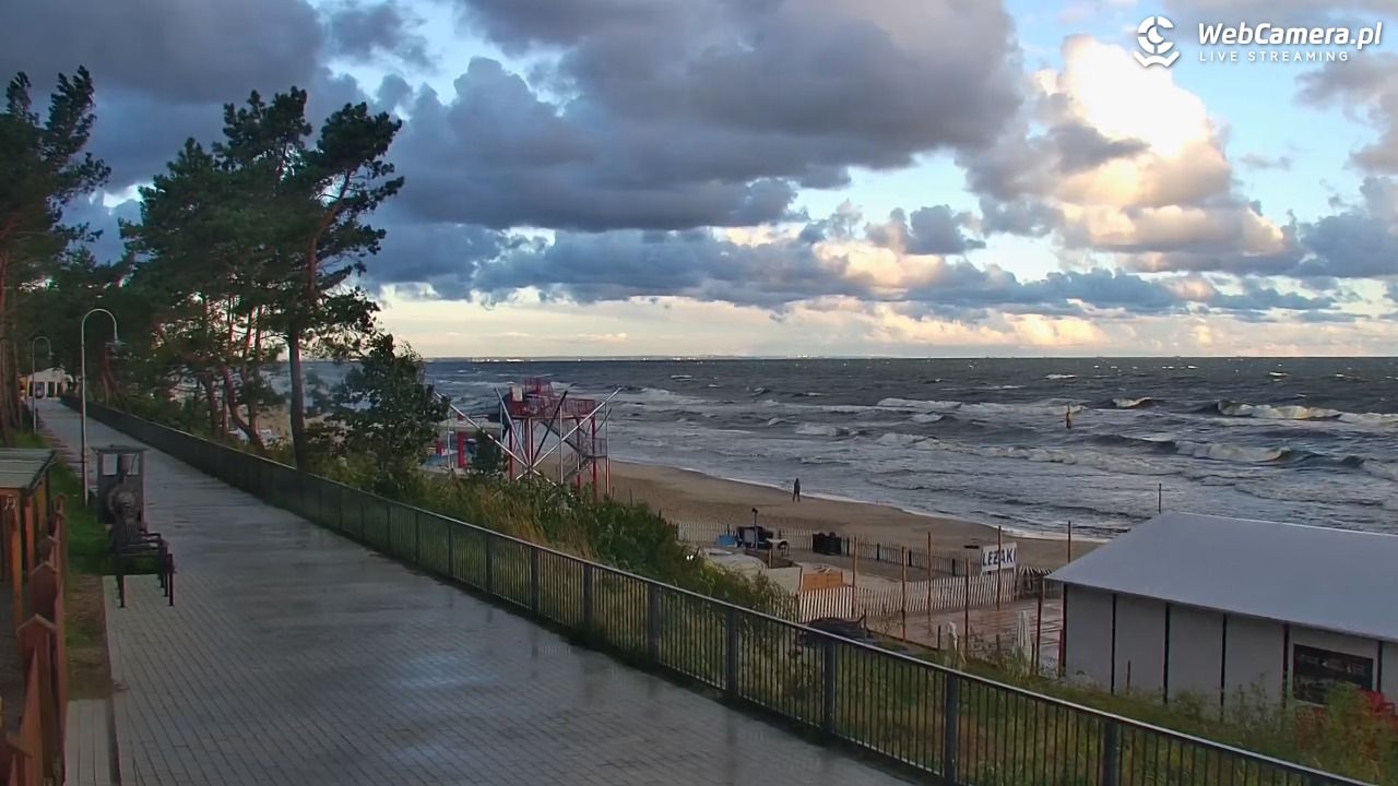 STEGNA  - widok na plażę - 23 wresień 2026, 07:18