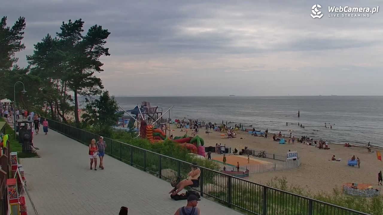 STEGNA  - widok na plażę - 27 lipiec 2025, 16:15