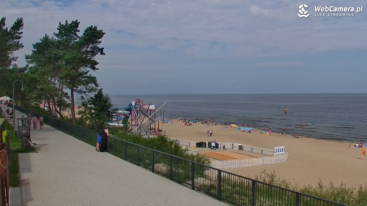 STEGNA  - widok na plażę - 27 lipiec 2025, 09:40