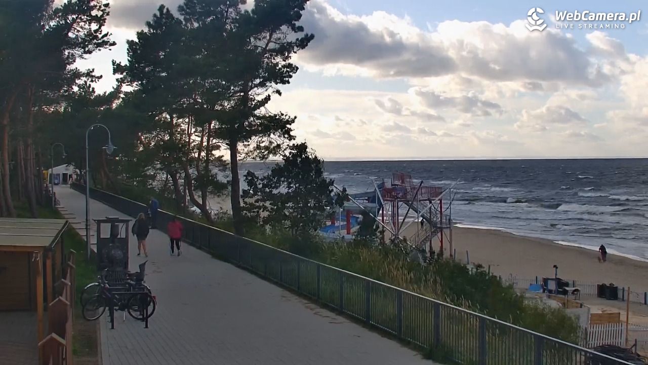 STEGNA  - widok na plażę - 21 wresień 2026, 16:38