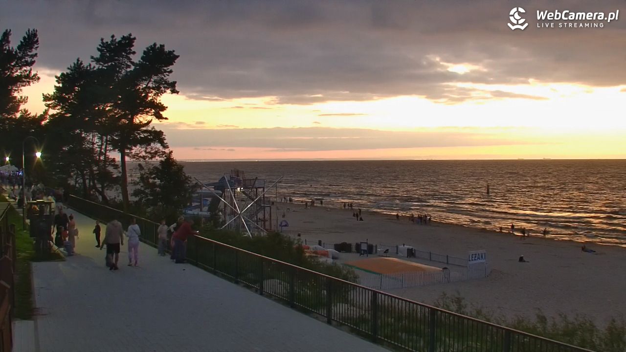 STEGNA  - widok na plażę - 26 lipiec 2025, 21:18