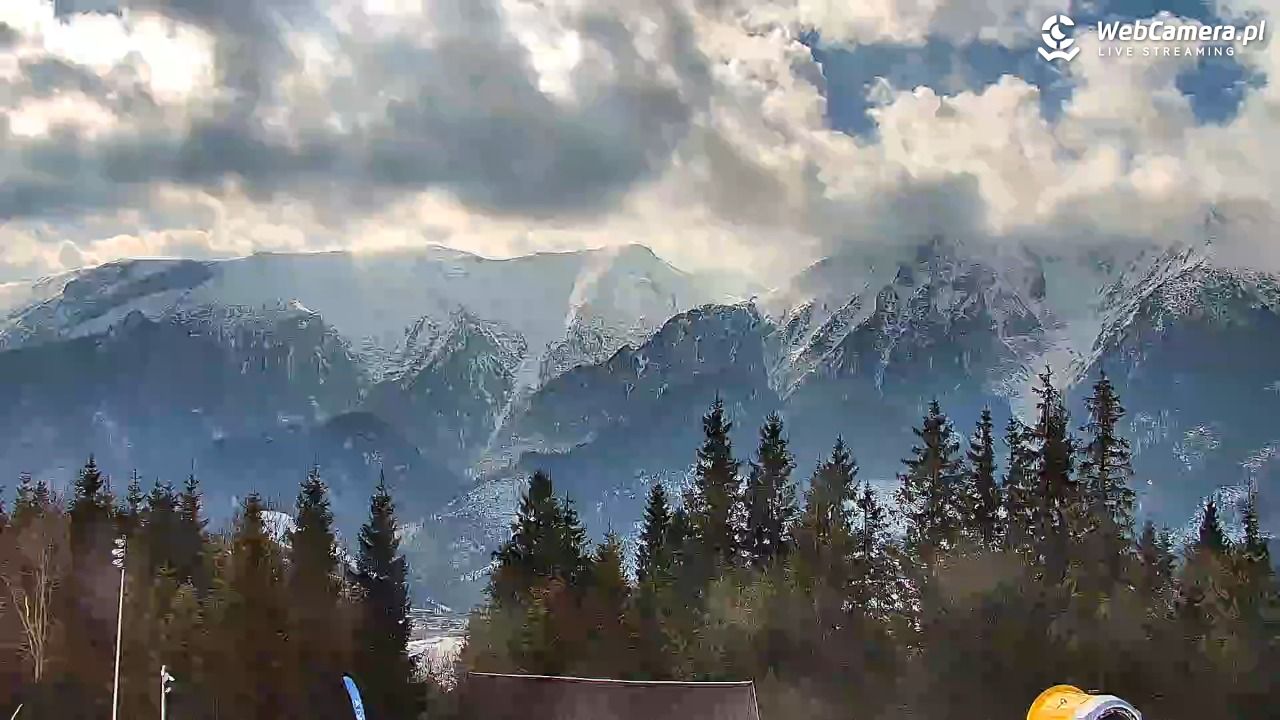 Ski Centrum Strachan - widok z górnej stacji NOWOŚĆ - 04 marzec 2026, 11:08