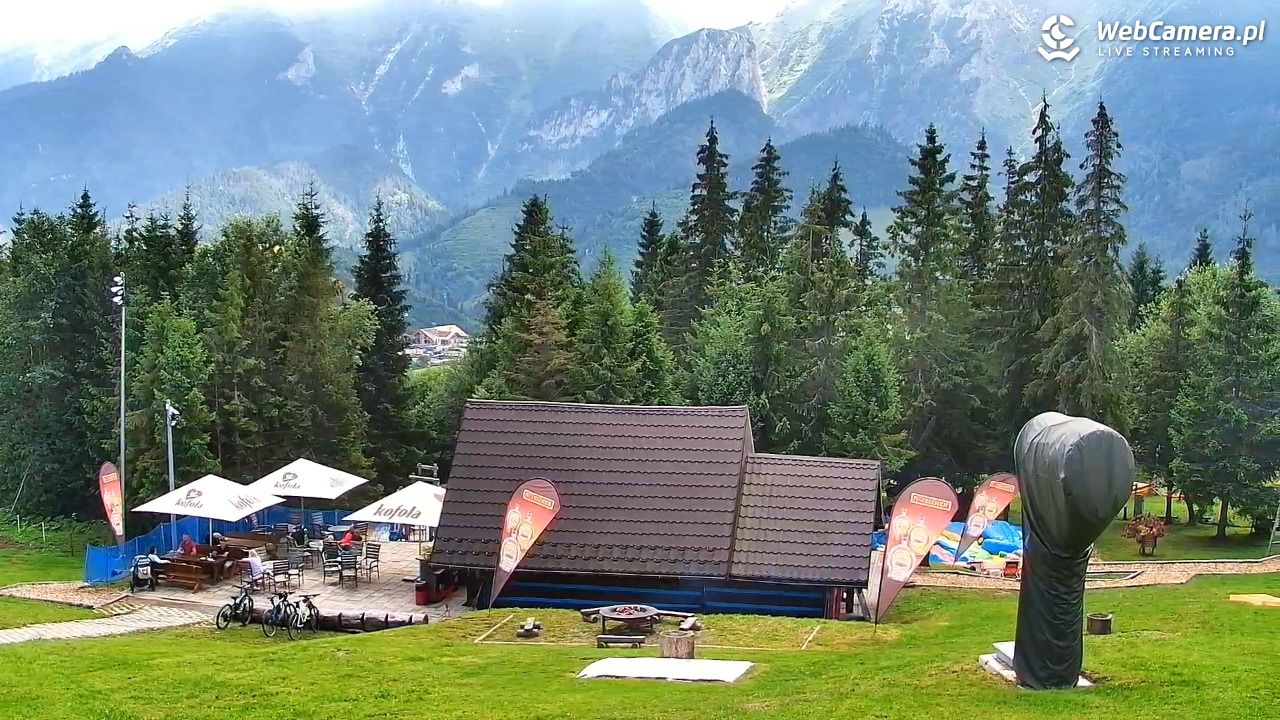 Ski Centrum Strachan - widok z górnej stacji NOWOŚĆ - 19 lipiec 2026, 13:40