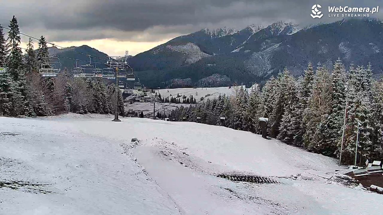 Ski Centrum Strachan - widok z górnej stacji NOWOŚĆ - 21 kwiecień 2026, 07:30