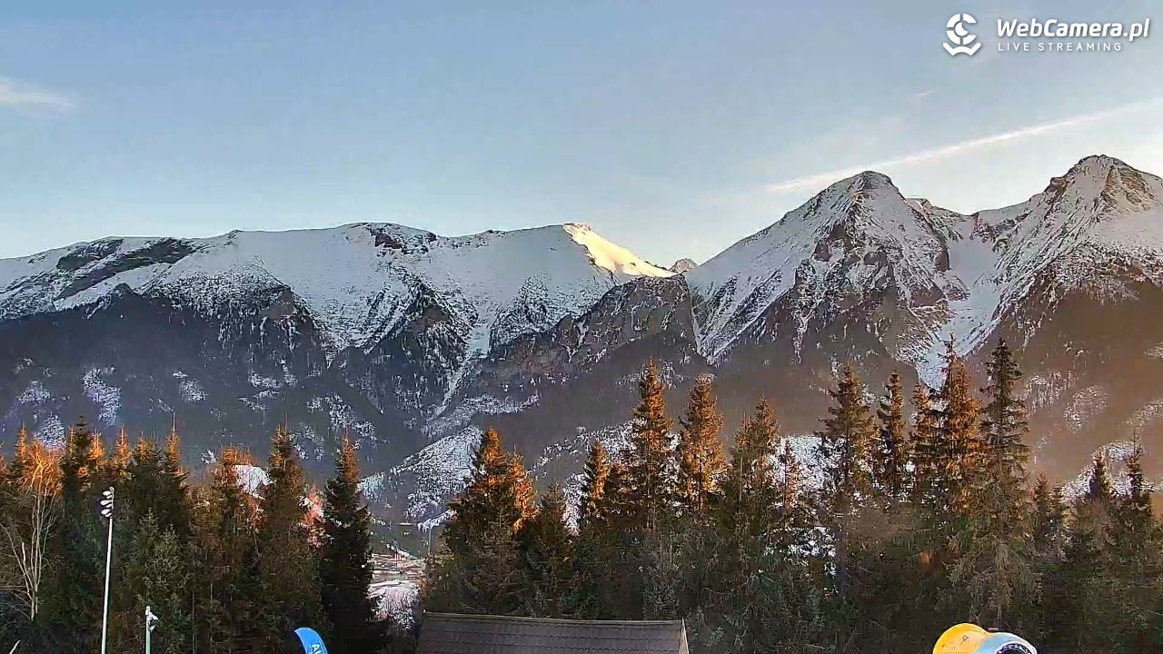 Ski Centrum Strachan - widok z górnej stacji NOWOŚĆ - 05 marzec 2026, 17:01