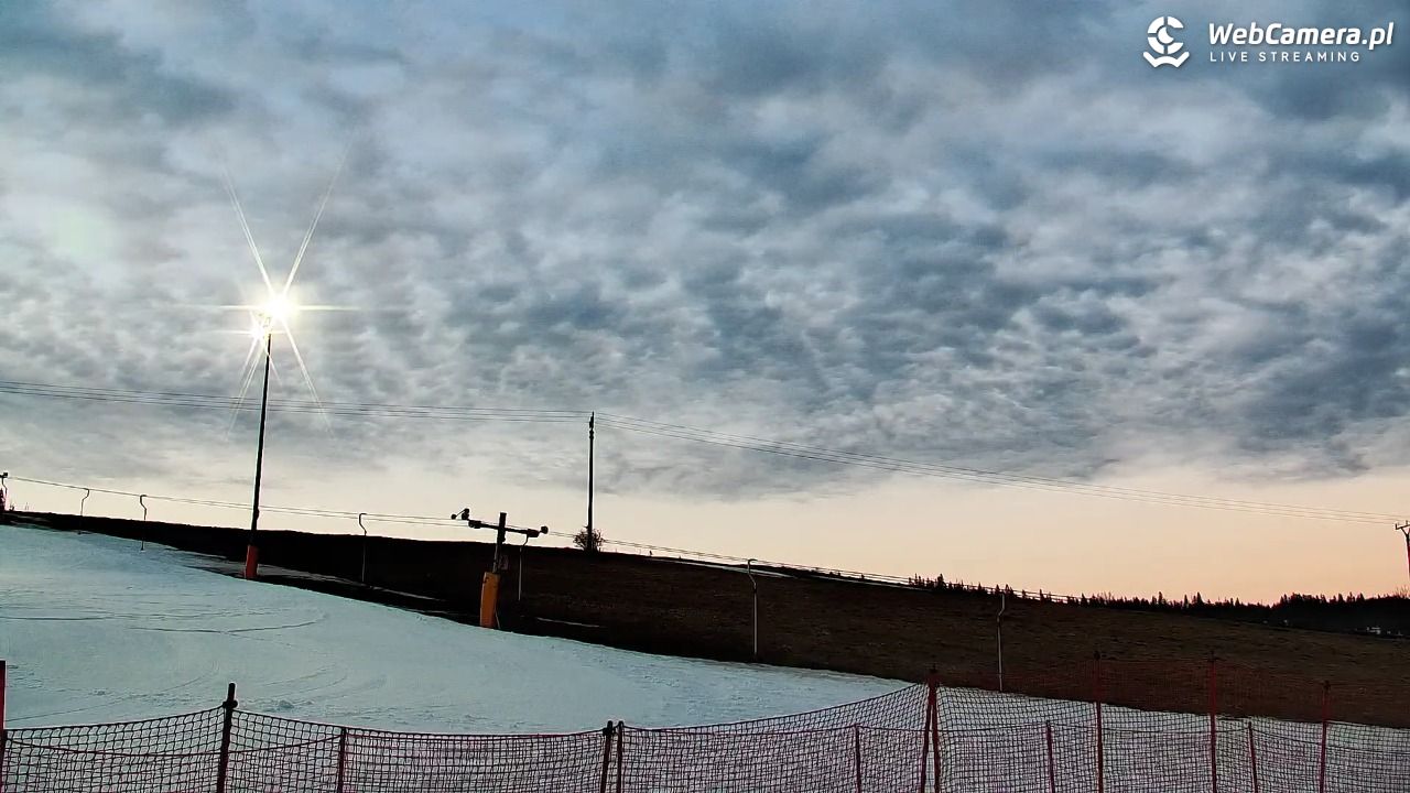 Ski Centrum Strachan - widok na stok NOWOŚĆ - 02 marzec 2026, 17:26