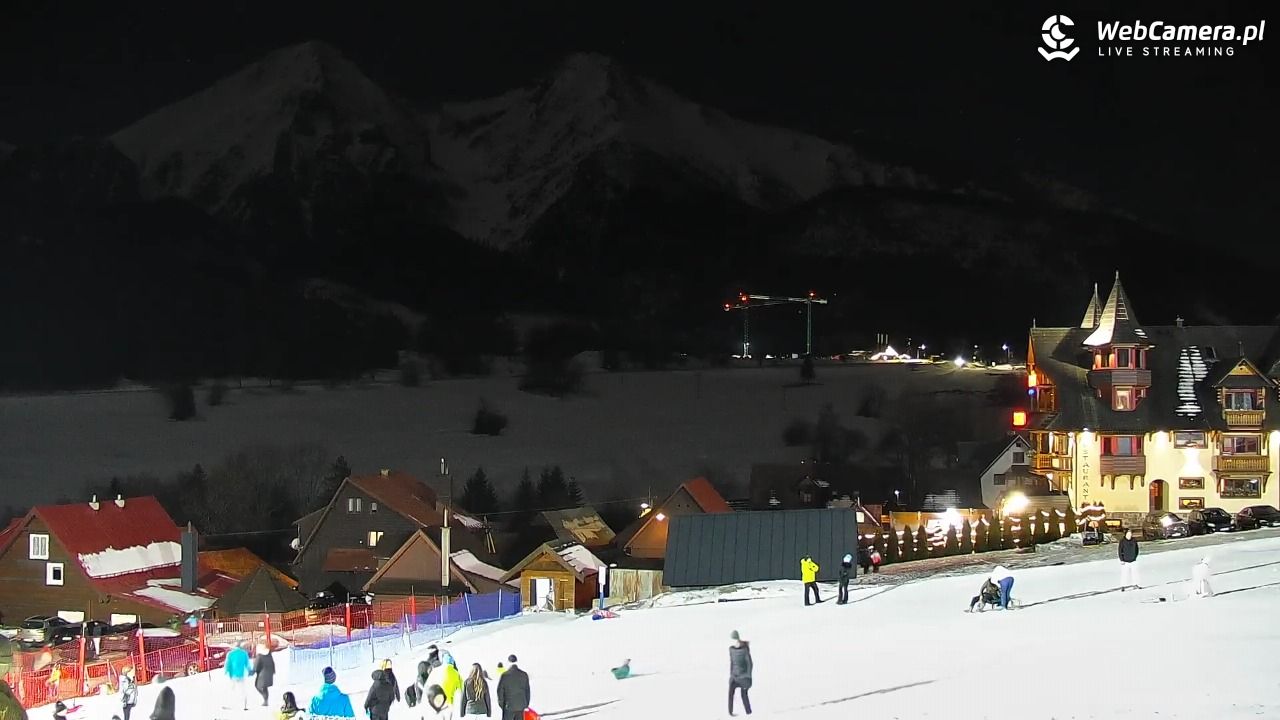 Ski Centrum Strachan - widok na stok NOWOŚĆ - 28 luty 2026, 20:38