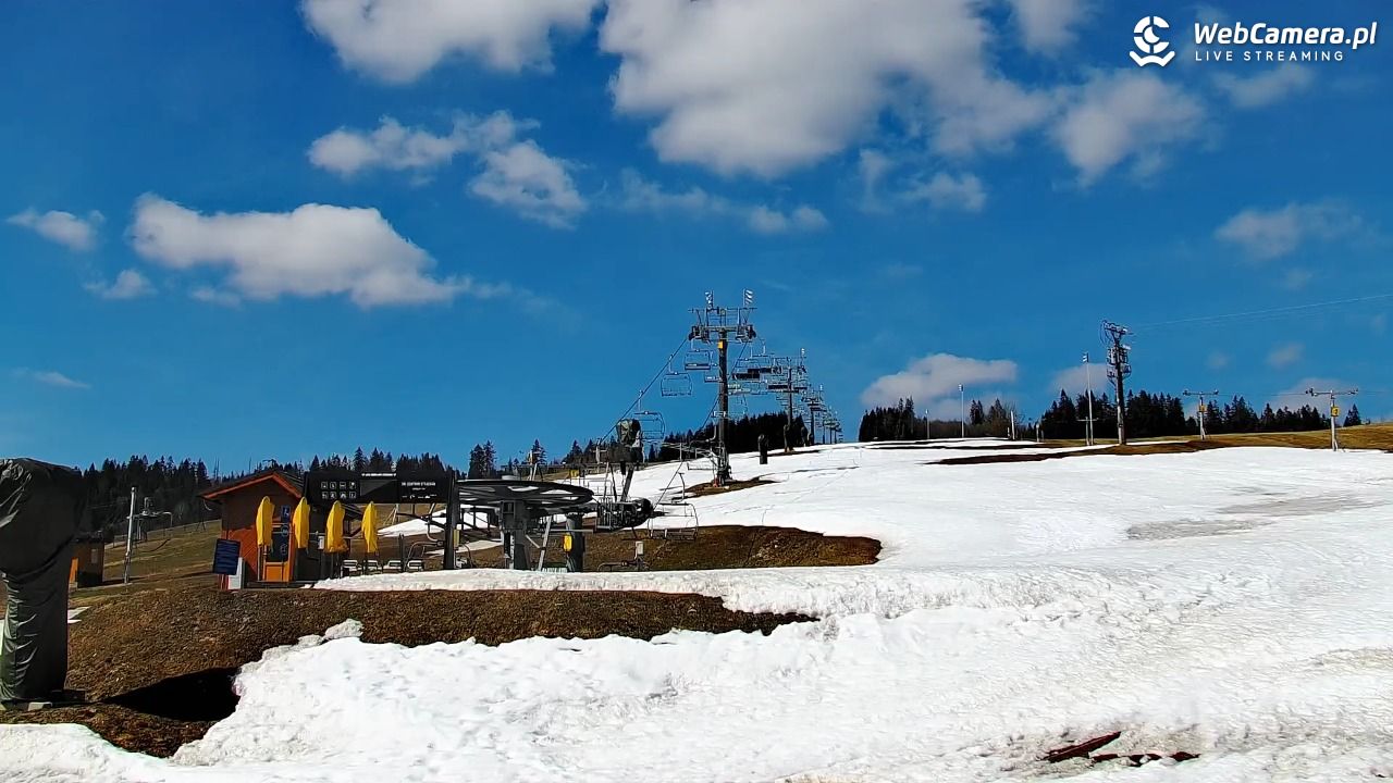 Ski Centrum Strachan - widok na stok NOWOŚĆ - 10 kwiecień 2026, 13:35