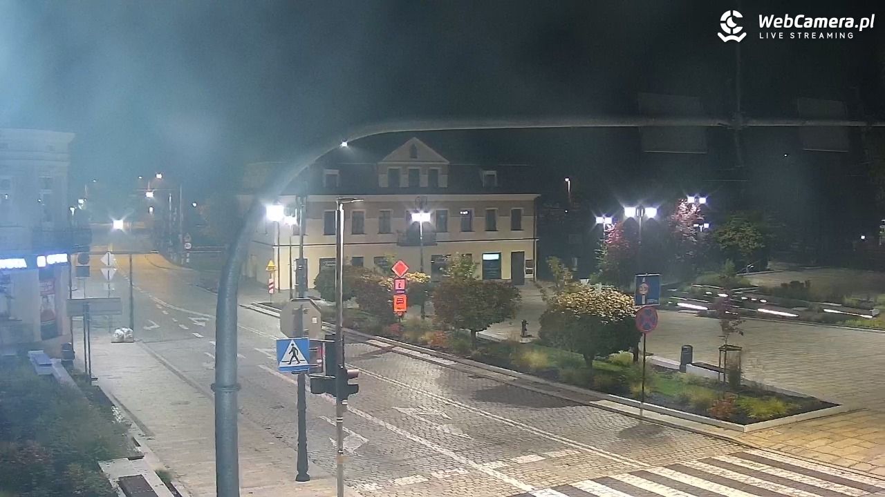 Sucha Beskidzka - 15 październik 2025, 23:17