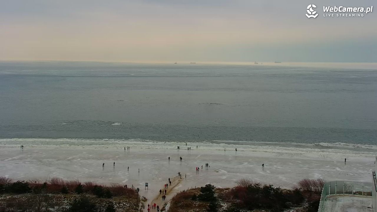 ŚWINOUJŚCIE - widok na plaże i morze - 08 luty 2026, 13:43