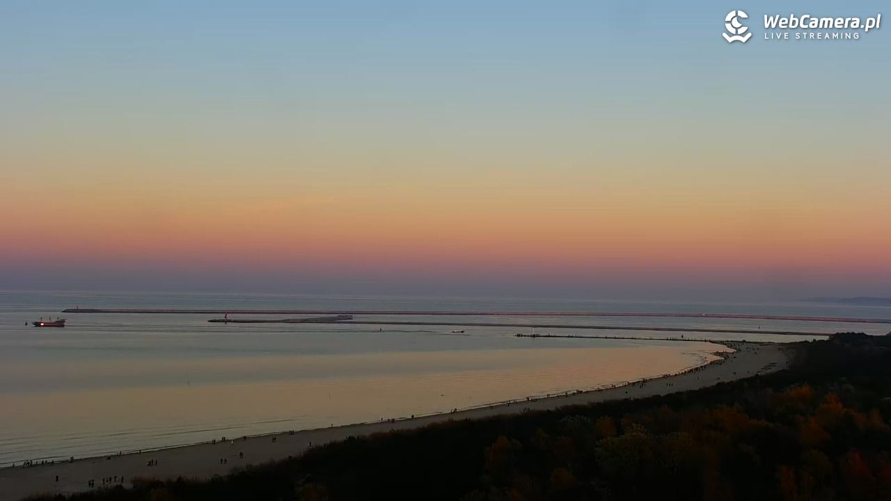 ŚWINOUJŚCIE - widok na plaże i morze - 08 listopad 2025, 16:03