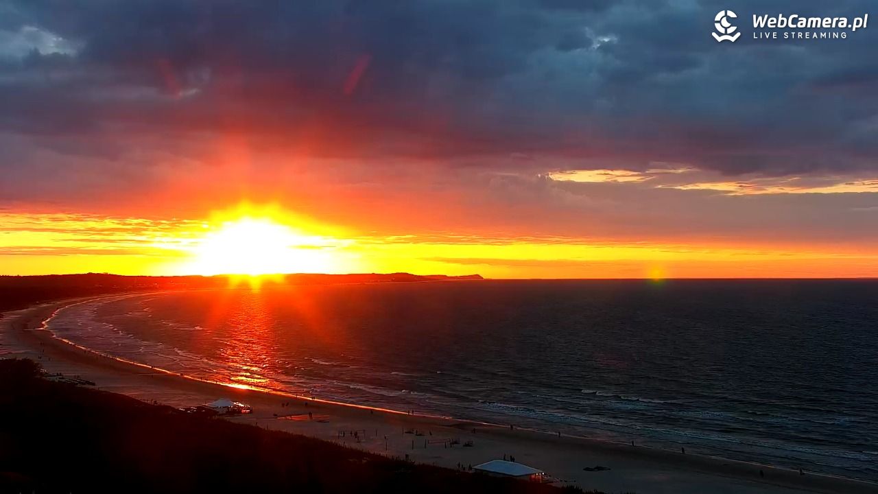 ŚWINOUJŚCIE - widok na plaże i morze - 16 maj 2025, 20:48